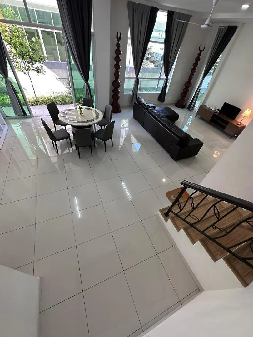 Ipoh Cozy Lake View Homestay Lahat 0*,  Malaysia