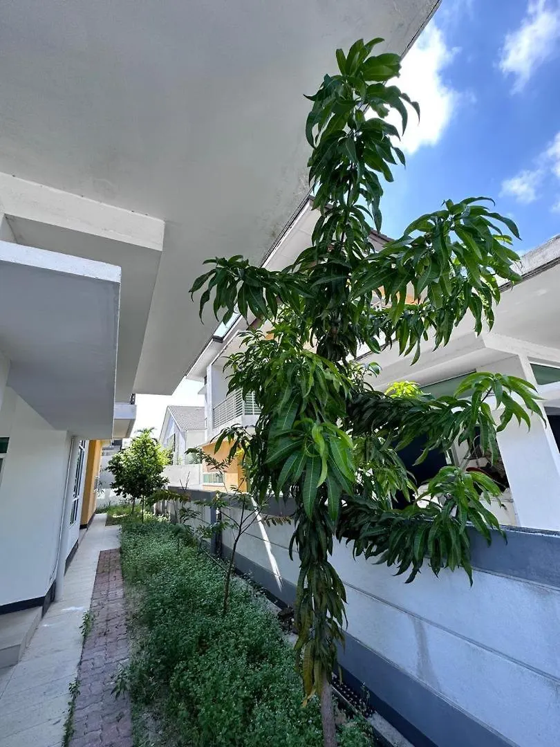 Ipoh Cozy Lake View Homestay Lahat