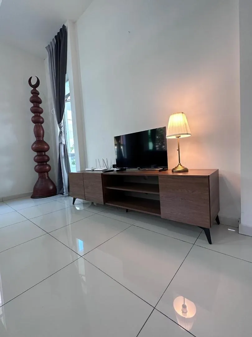Ipoh Cozy Lake View Homestay Lahat