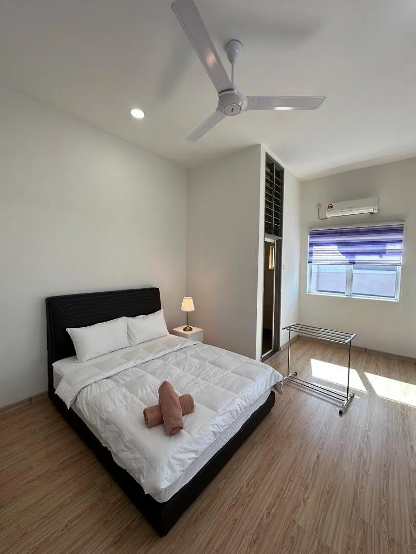 Ipoh Cozy Lake View Homestay Lahat Malaysia